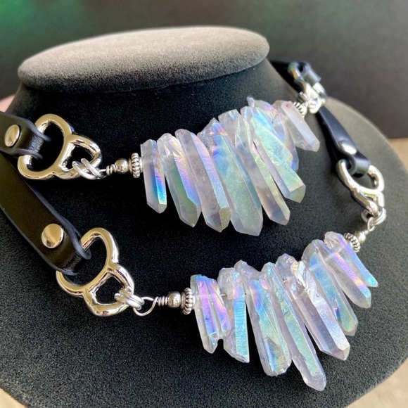 Crystal leather choker . Blue Angel aura rainbow iridescent Crystals choker - Picture 9 of 16